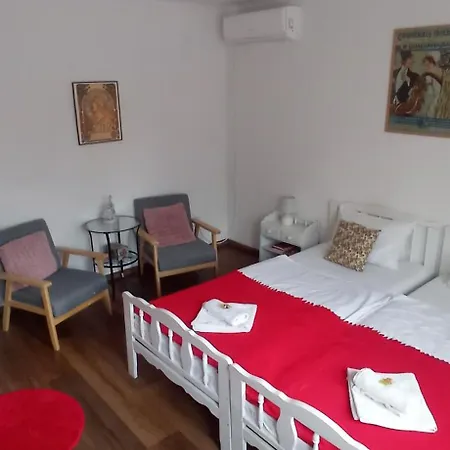 Servus Vendeghaz * Lengyeltoti
